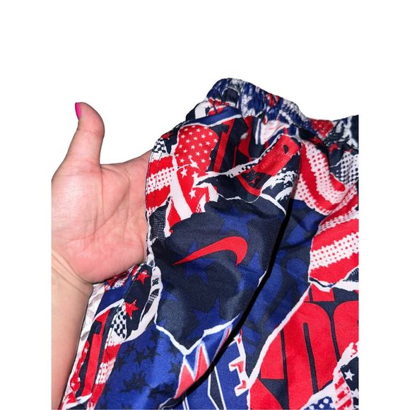 NWOT Nike Mens Swim Shorts Large - Picture 2 of 12